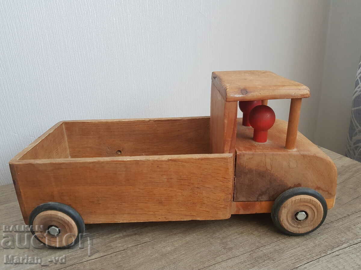 Παλιό ξύλινο φορτηγό παιχνίδι - 5 Παλιό ξύλινο φορτηγό παιχνίδι - 5
