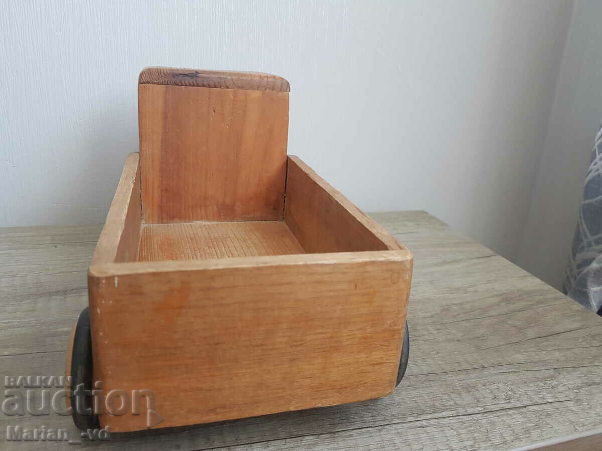 Παλιό ξύλινο φορτηγό παιχνίδι - 6 Παλιό ξύλινο φορτηγό παιχνίδι - 6