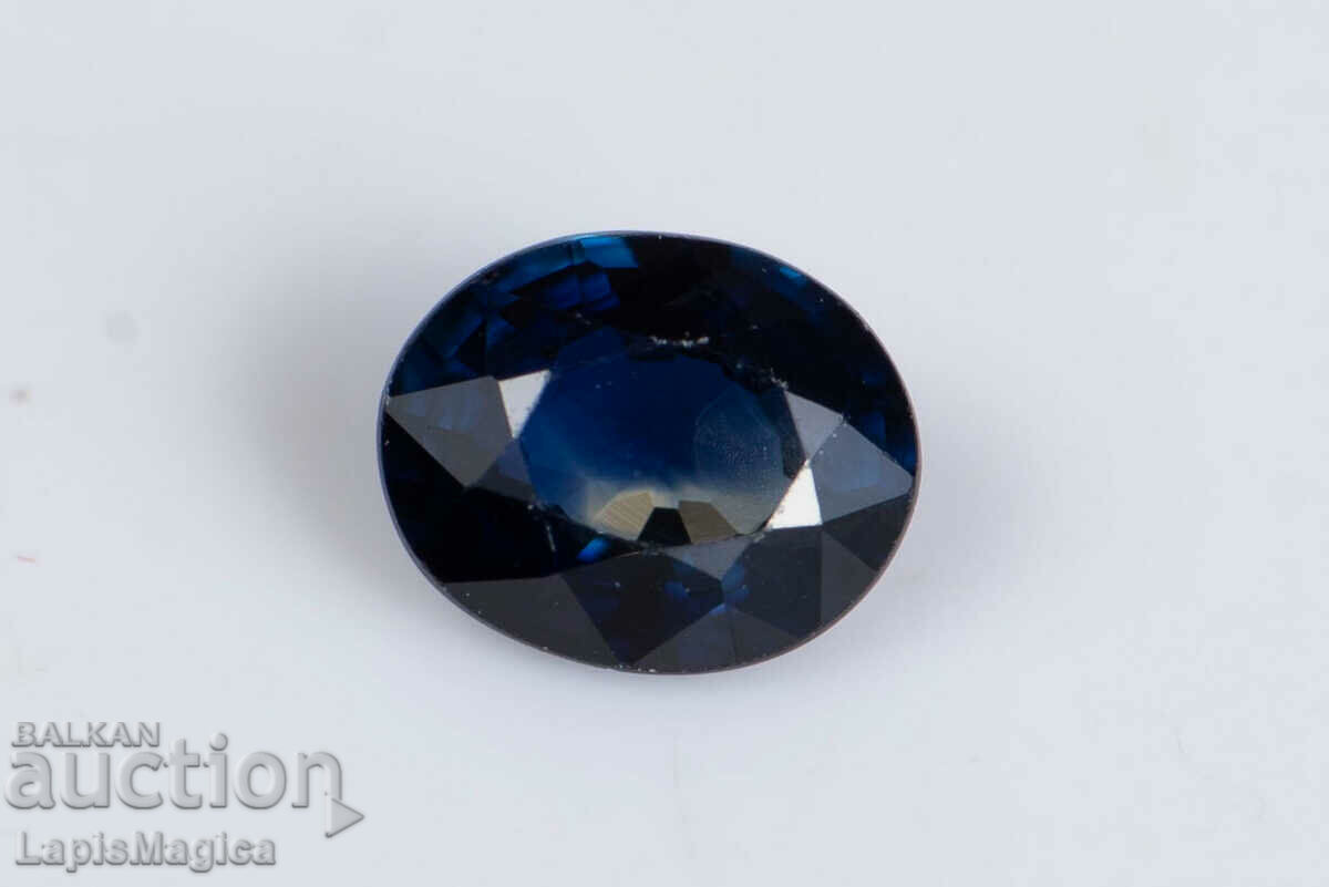 Safir albastru 0,36ct tăiat oval încălzit