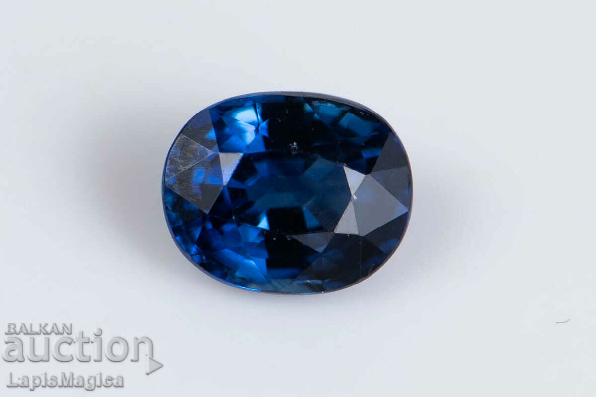 Safir albastru din Australia 0,46ct tăiat oval încălzit