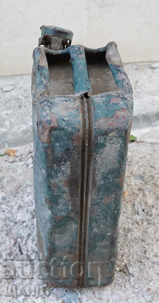 1942 German Metal Wehrmacht Fuel Canister 20 Liter - 5 1942 German Metal Wehrmacht Fuel Canister 20 Liter - 5