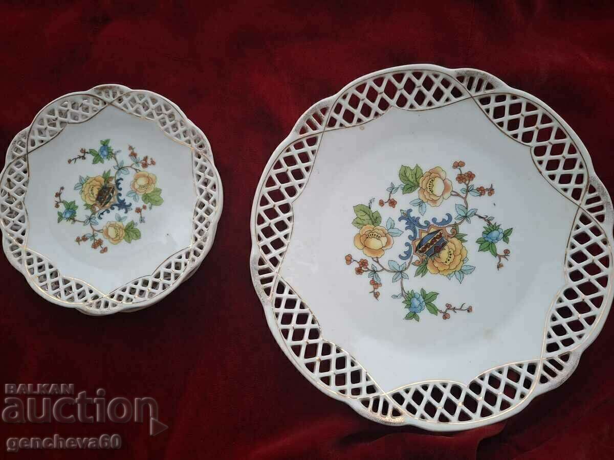 Vintage service porcelain openwork platter with cake plates - 5 Vintage service porcelain openwork platter with cake plates - 5