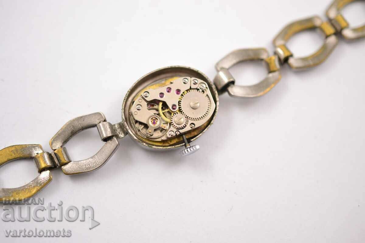 HERZFELD Γυναικείο ρολόι - Έργα με τιμή € 5.00 | 9.78 BGN HERZFELD Γυναικείο ρολόι - Έργα με τιμή € 5.00 | 9.78 BGN