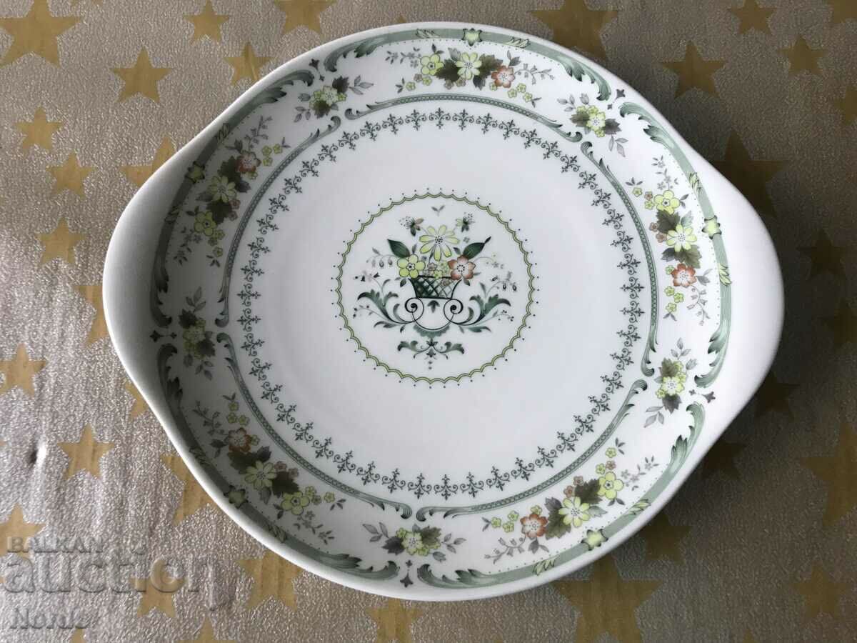 Un frumos platou din porțelan Royal Doulton