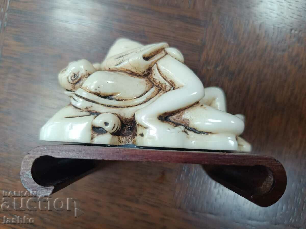 Erotic figure - 5 Erotic figure - 5