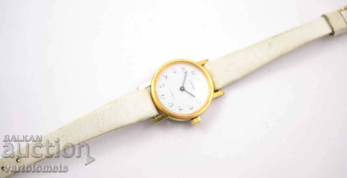 Delivery of CLIPPER Women's Gold Plated Watch - Works Delivery of CLIPPER Women's Gold Plated Watch - Works