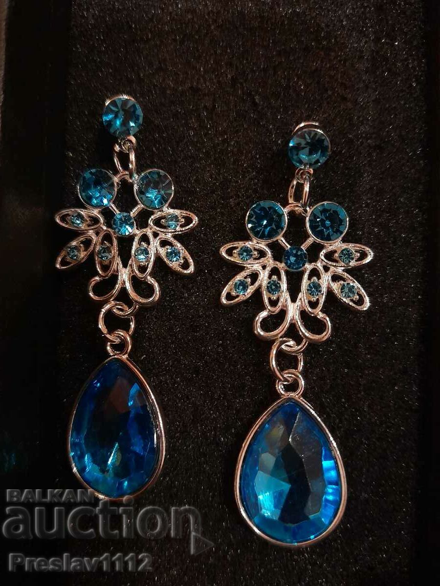 Earrings with Zirconia