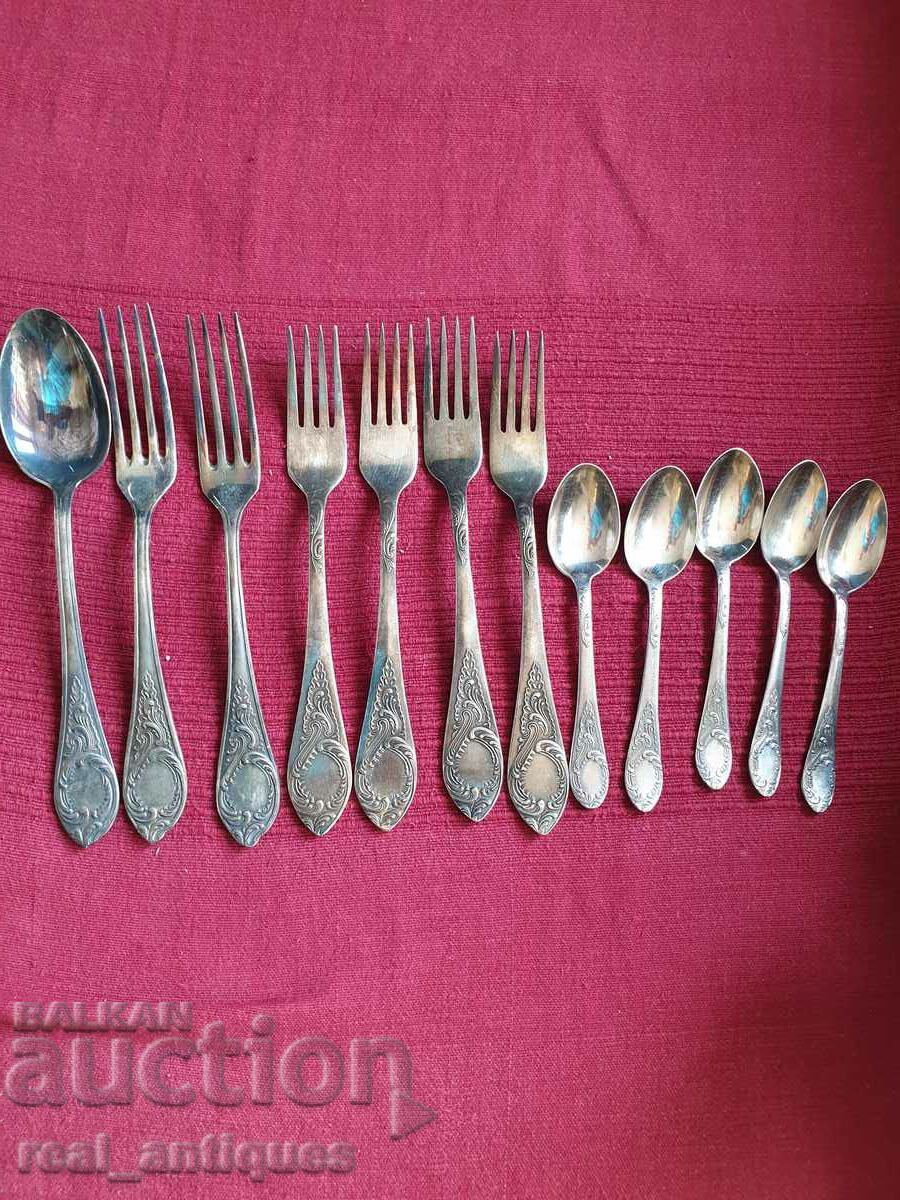 Silver plated utensils