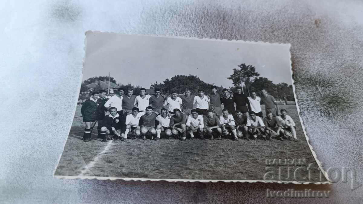 Foto Echipe de fotbal pe stadion