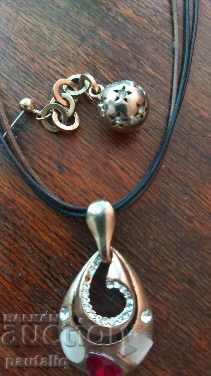 Auction LOT JEWELERY GOLD Auction LOT JEWELERY GOLD