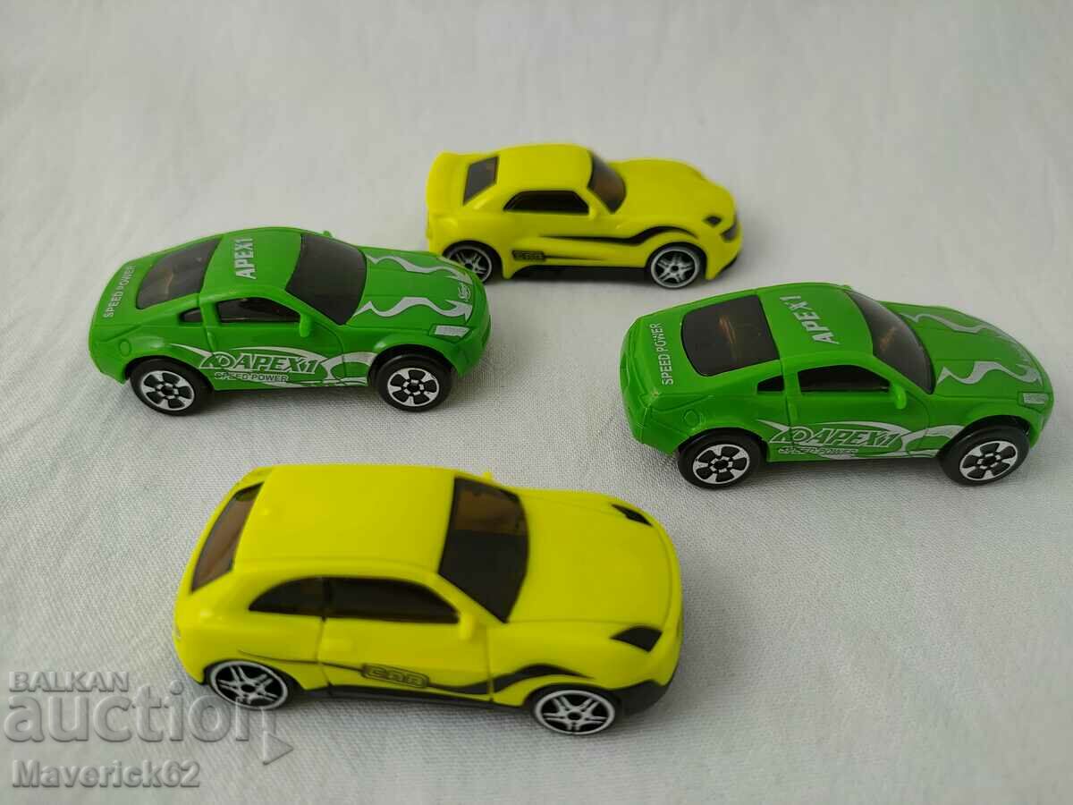 Аукцион 4 броя колички детска играчка Аукцион 4 броя колички детска играчка