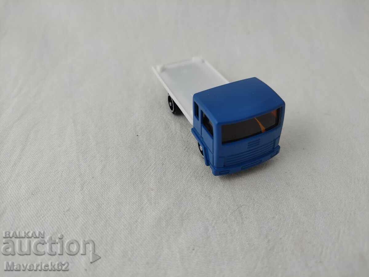 Children's toy truck with price 5.00 BGN | € 2.56 Children's toy truck with price 5.00 BGN | € 2.56