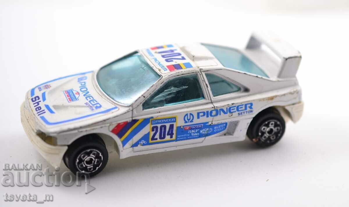 Metal car BURAGO PEUGOT 405 Italy with price 4.00 BGN | € 2.05 Metal car BURAGO PEUGOT 405 Italy with price 4.00 BGN | € 2.05