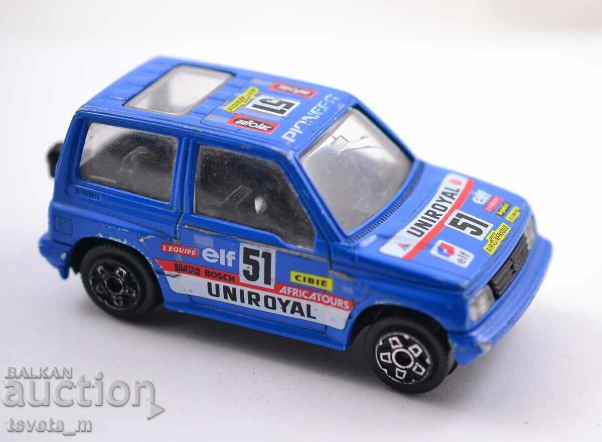 Metal car BURAGO SUZUKI VITARA Italy with price 4.00 BGN | € 2.05
