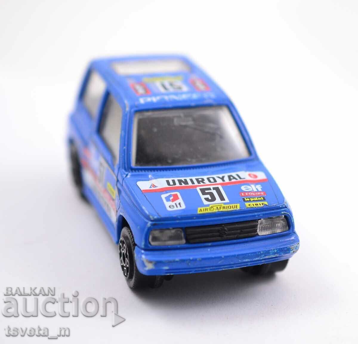 Delivery of Metal car BURAGO SUZUKI VITARA Italy