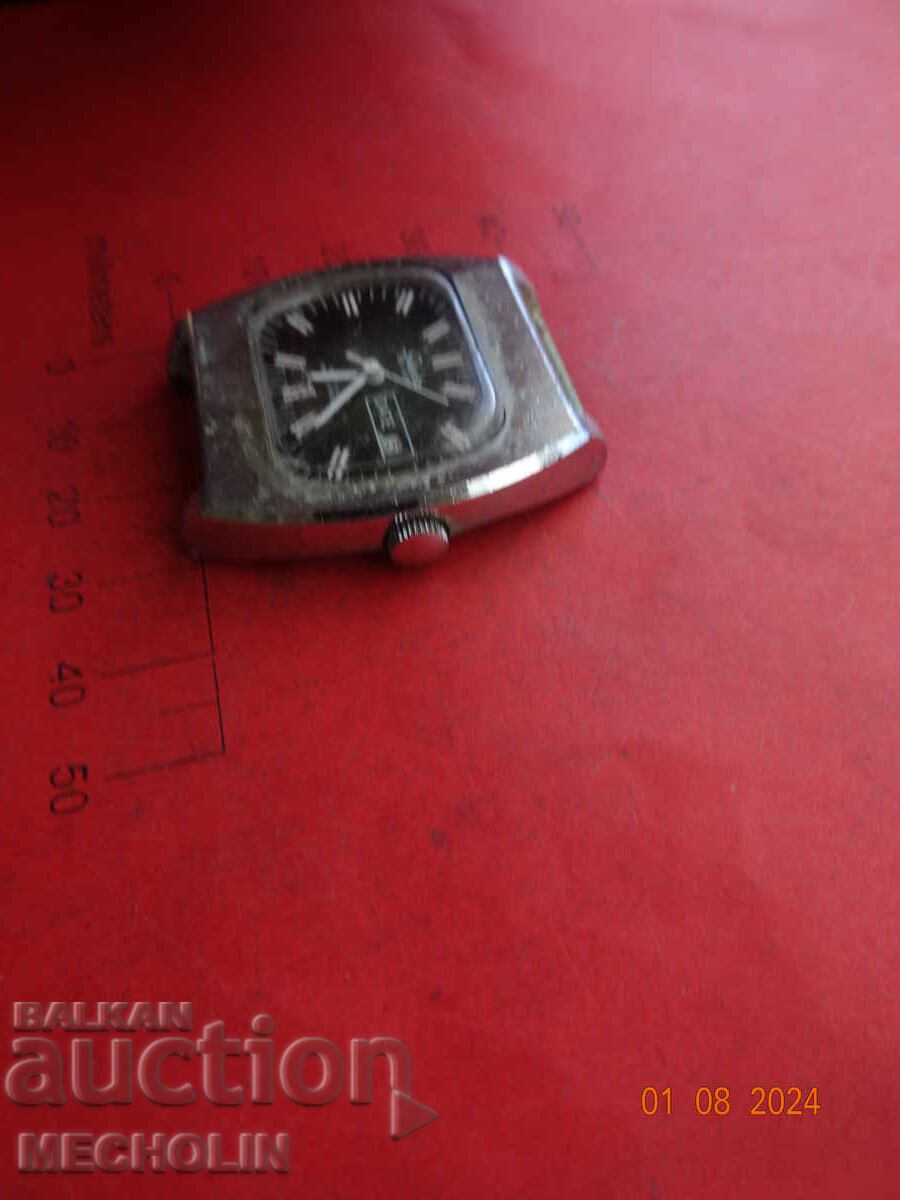 Auction WATCH GERMAN SELENA DE LUX Auction WATCH GERMAN SELENA DE LUX