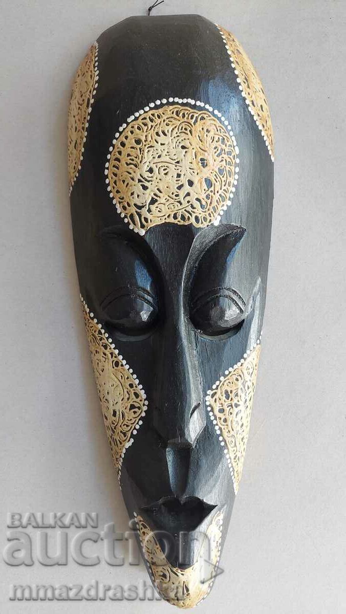 Large African mask