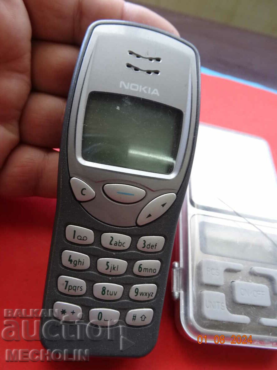 OLD NOKIA 3210 PHONE AND SCALES with price 15.00 BGN | € 7.67