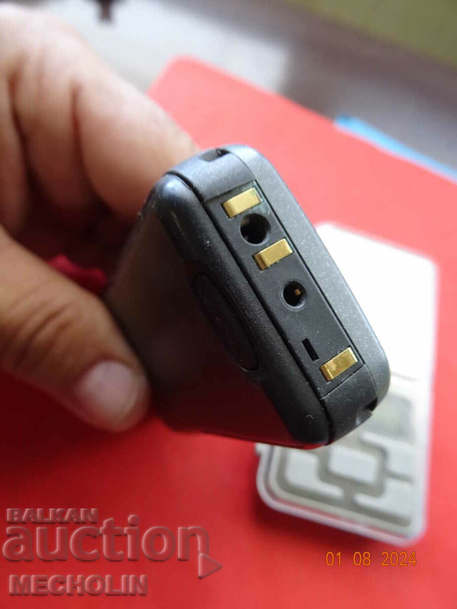 OLD NOKIA 3210 PHONE AND SCALES - 6