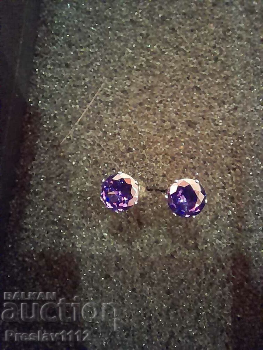 Silver earrings with Amethyst