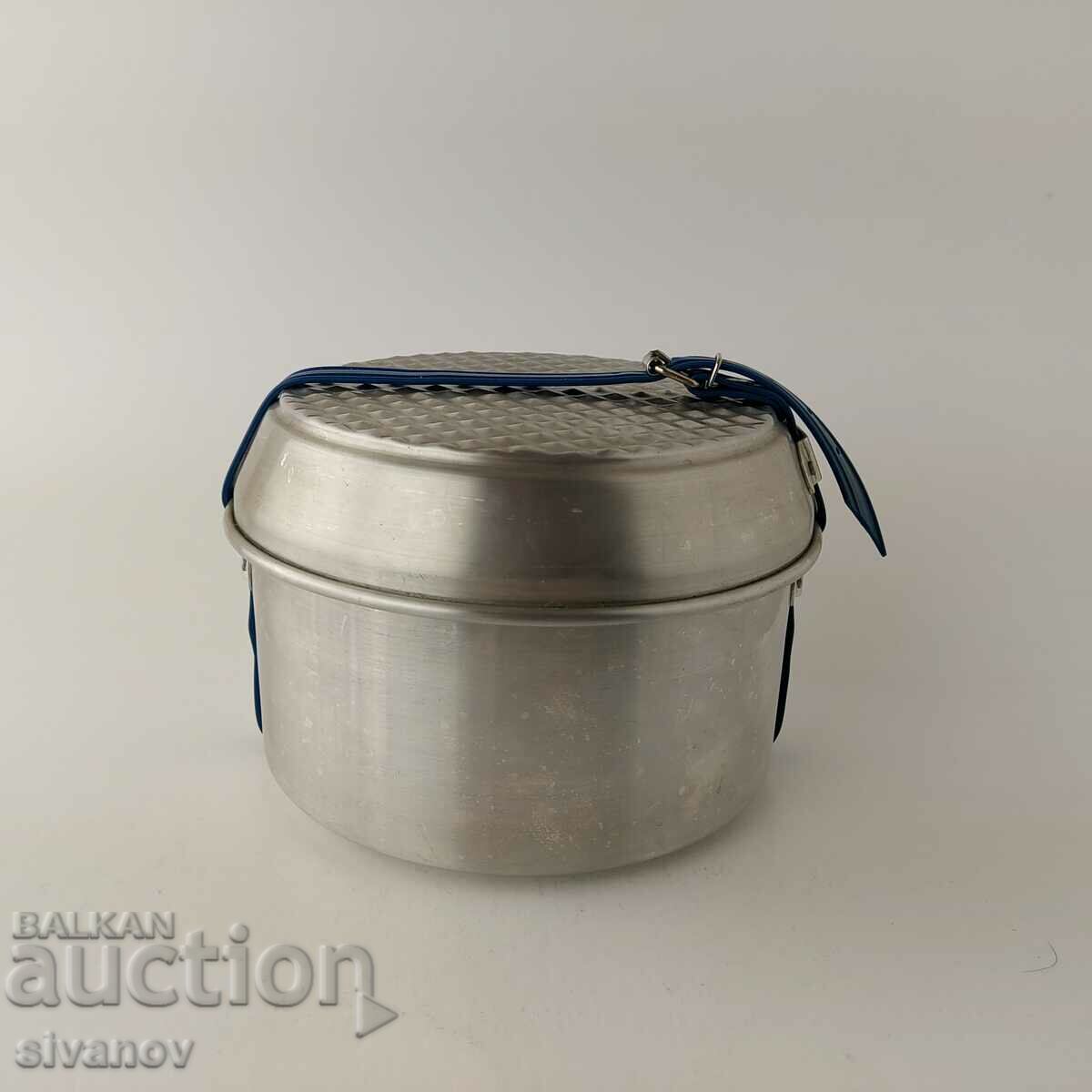 Old aluminum camping cookware set #5624