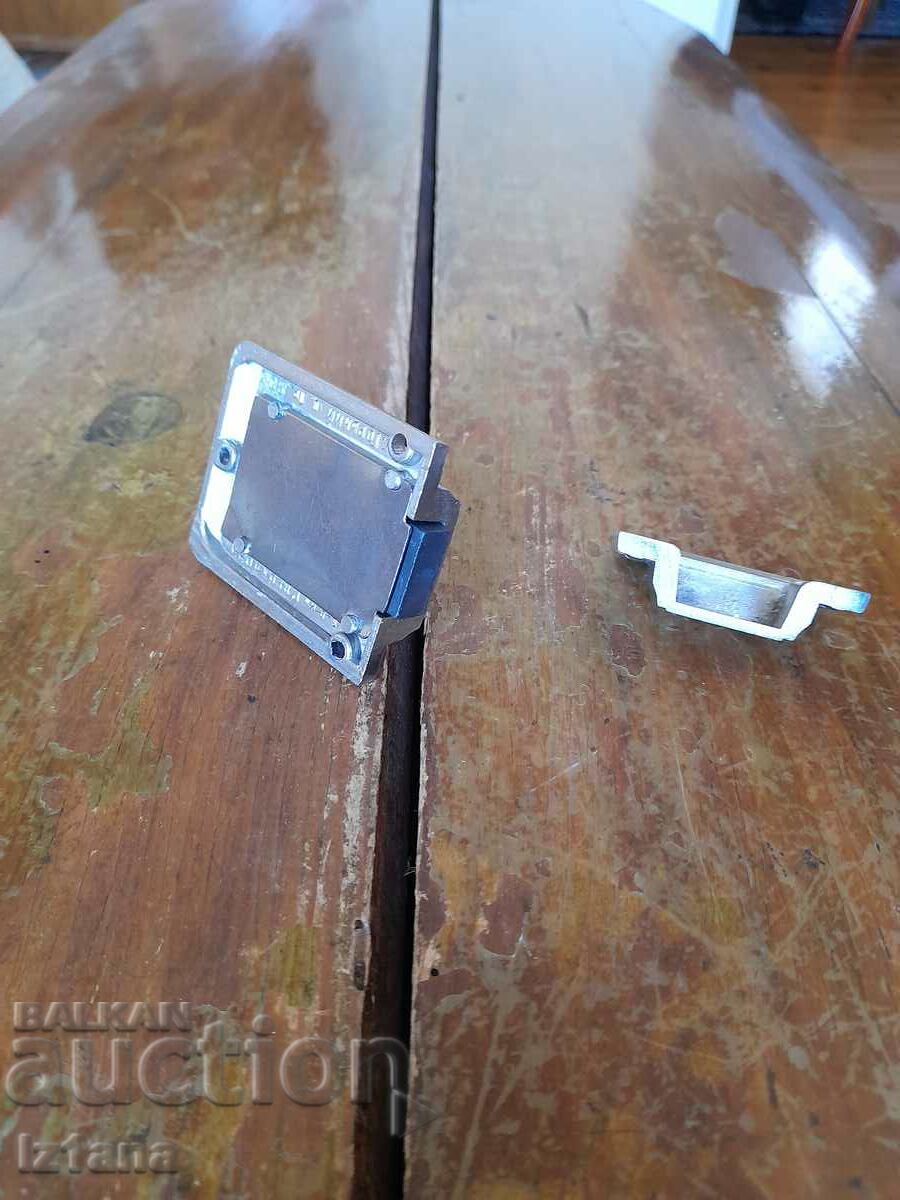 Livrarea Încuietoare suplimentară veche, zăvor Livrarea Încuietoare suplimentară veche, zăvor