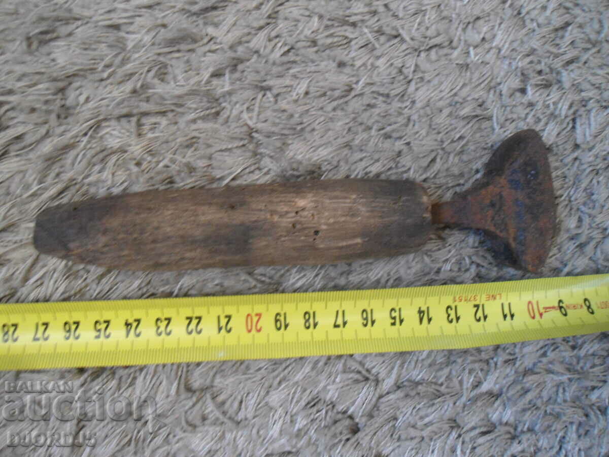 An old craft tool - 6 An old craft tool - 6