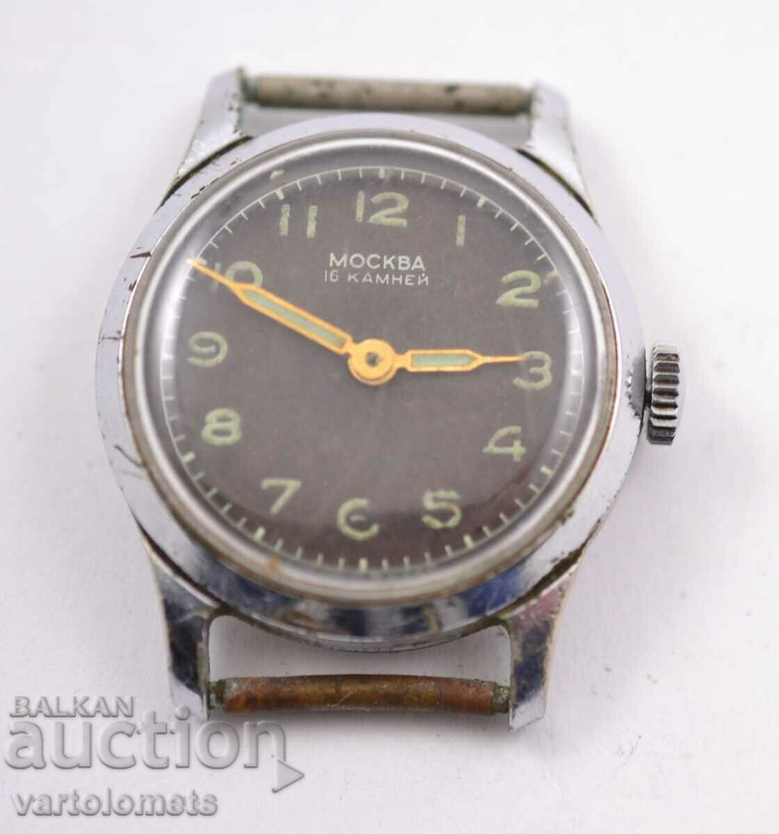 Мъжки часовник МОСКВА СССР - не работи