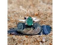 4962 Silver ring with Emerald