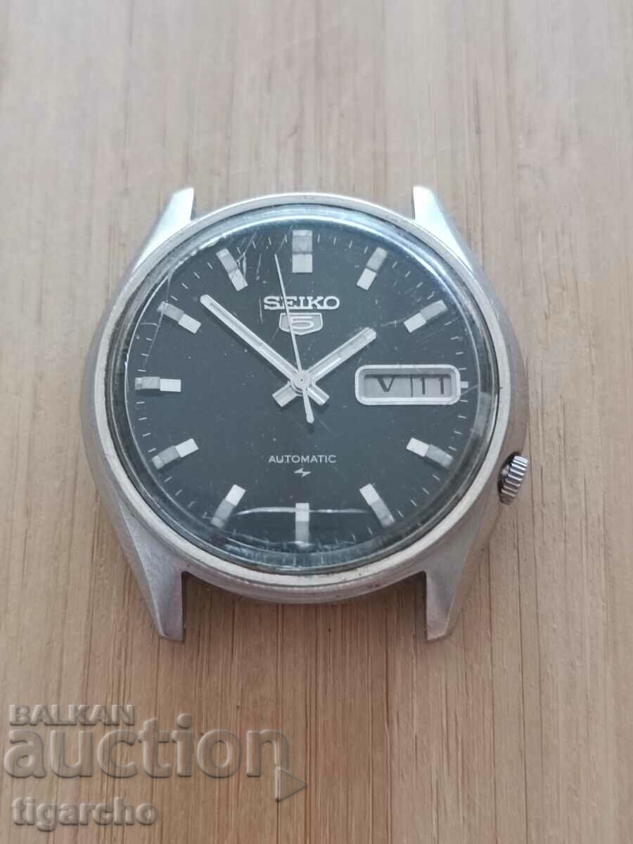 Часовник Seiko 5