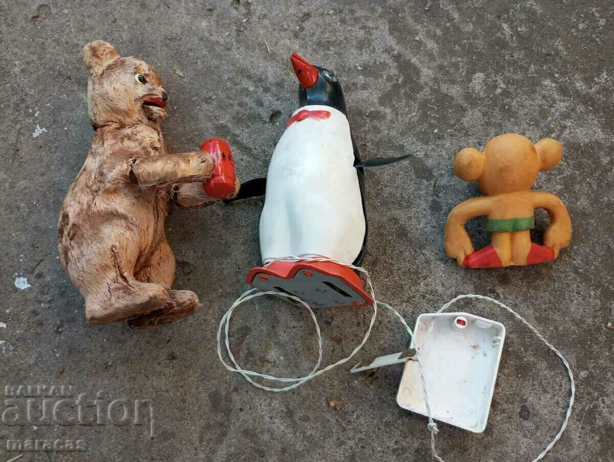 Old children's toys with price 15.00 BGN | € 7.67
