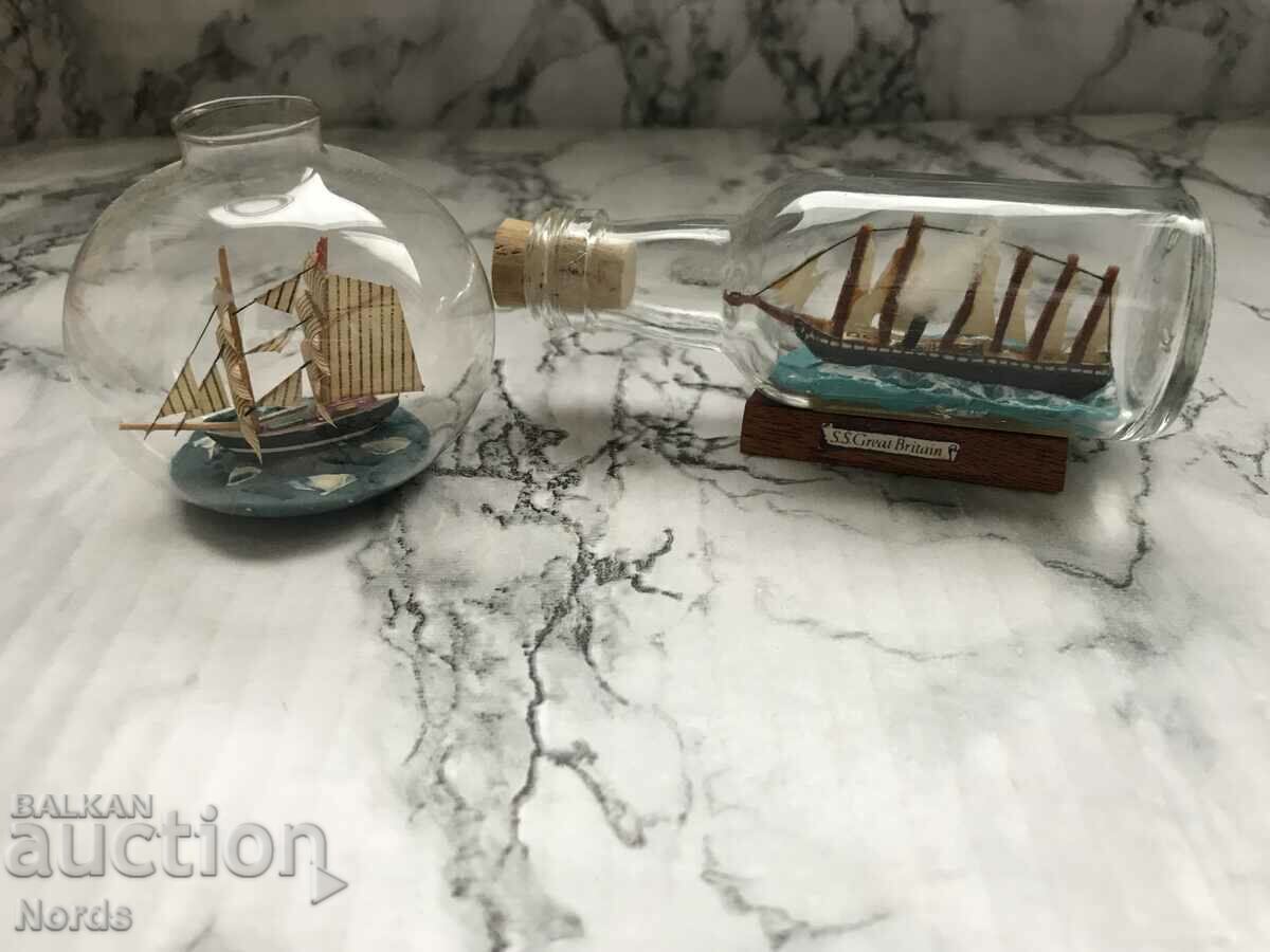 Ships in glass