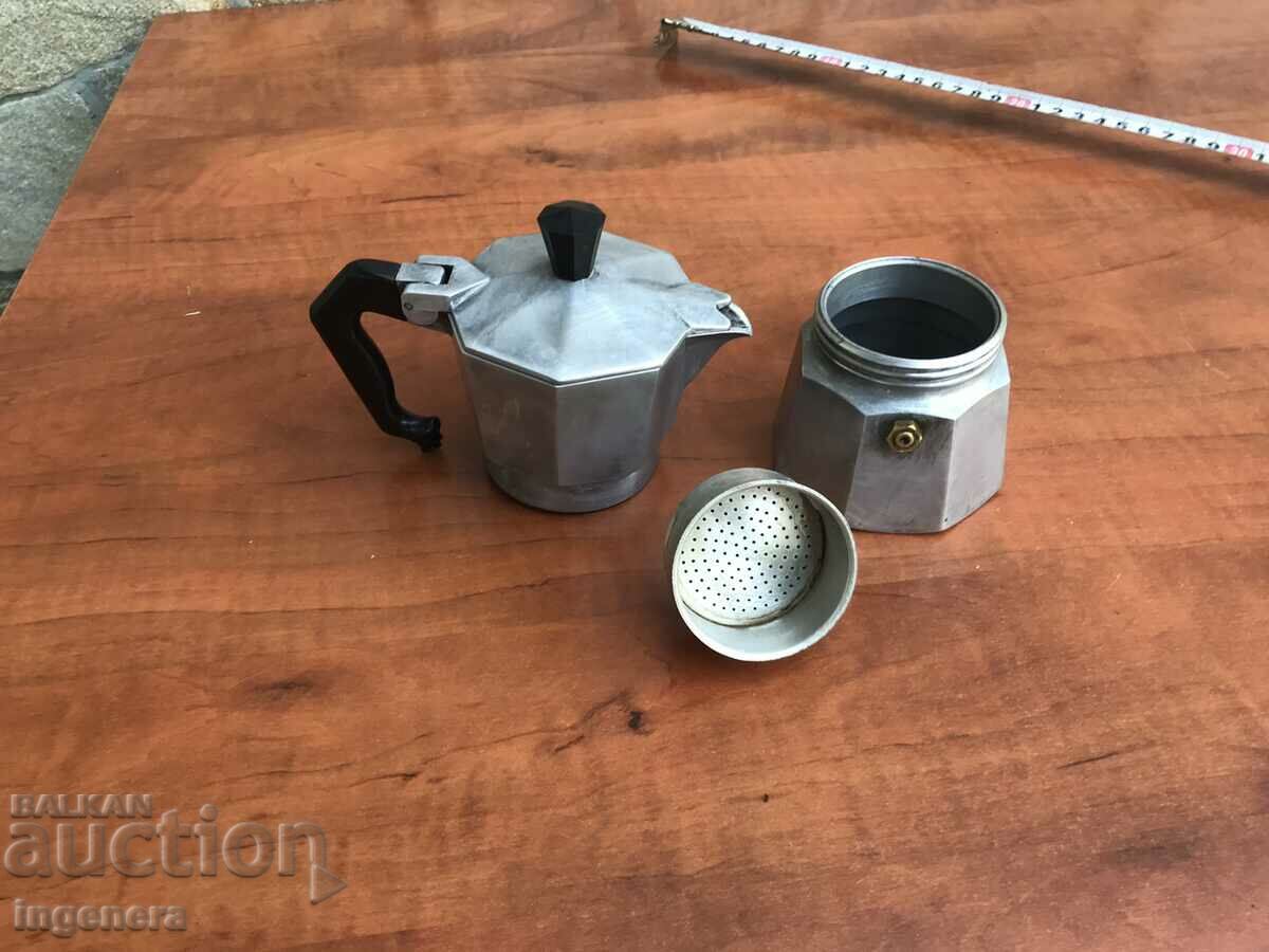 Auction COFFEE MACHINE METAL ITALY FOR 1 COFFEE Auction COFFEE MACHINE METAL ITALY FOR 1 COFFEE