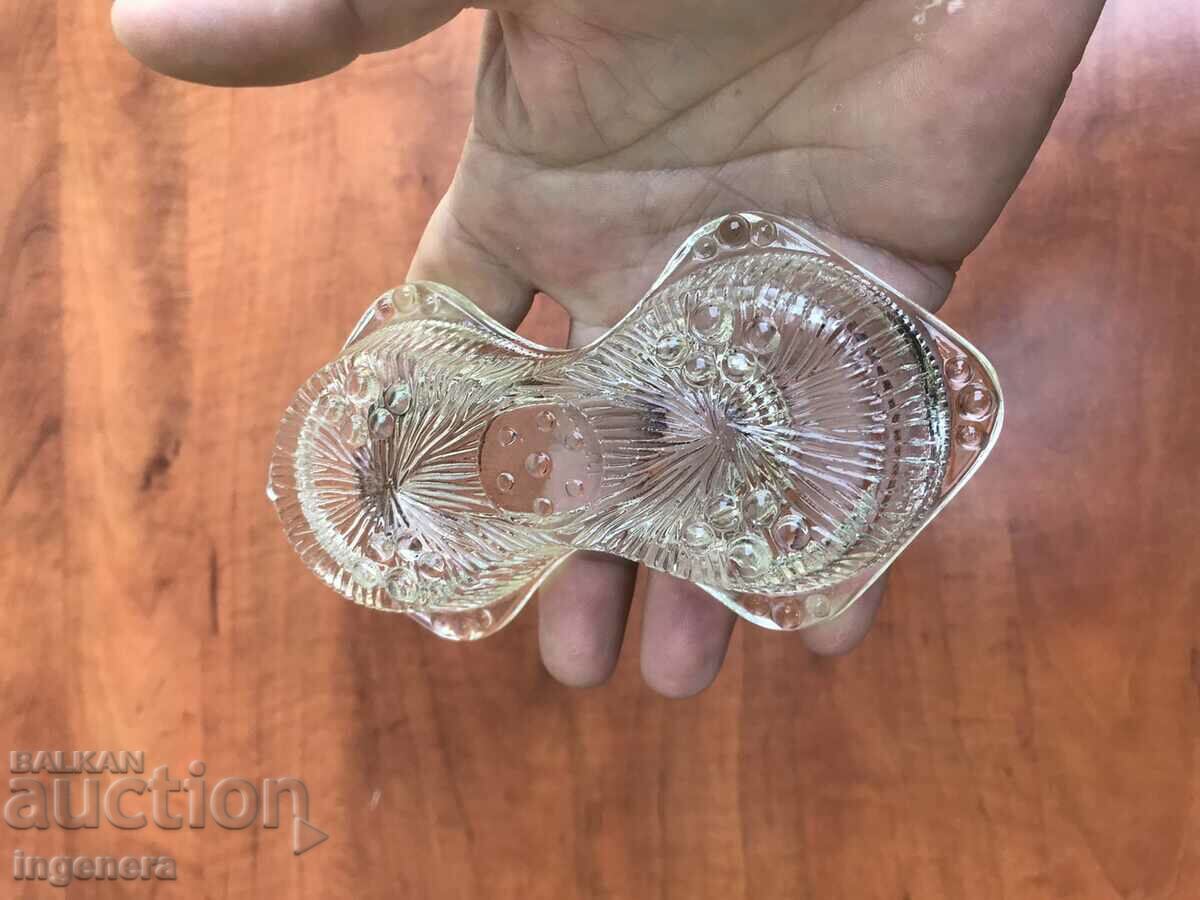 SALT GLASS THICK EMBOSSED ANTIQUE - 6 SALT GLASS THICK EMBOSSED ANTIQUE - 6