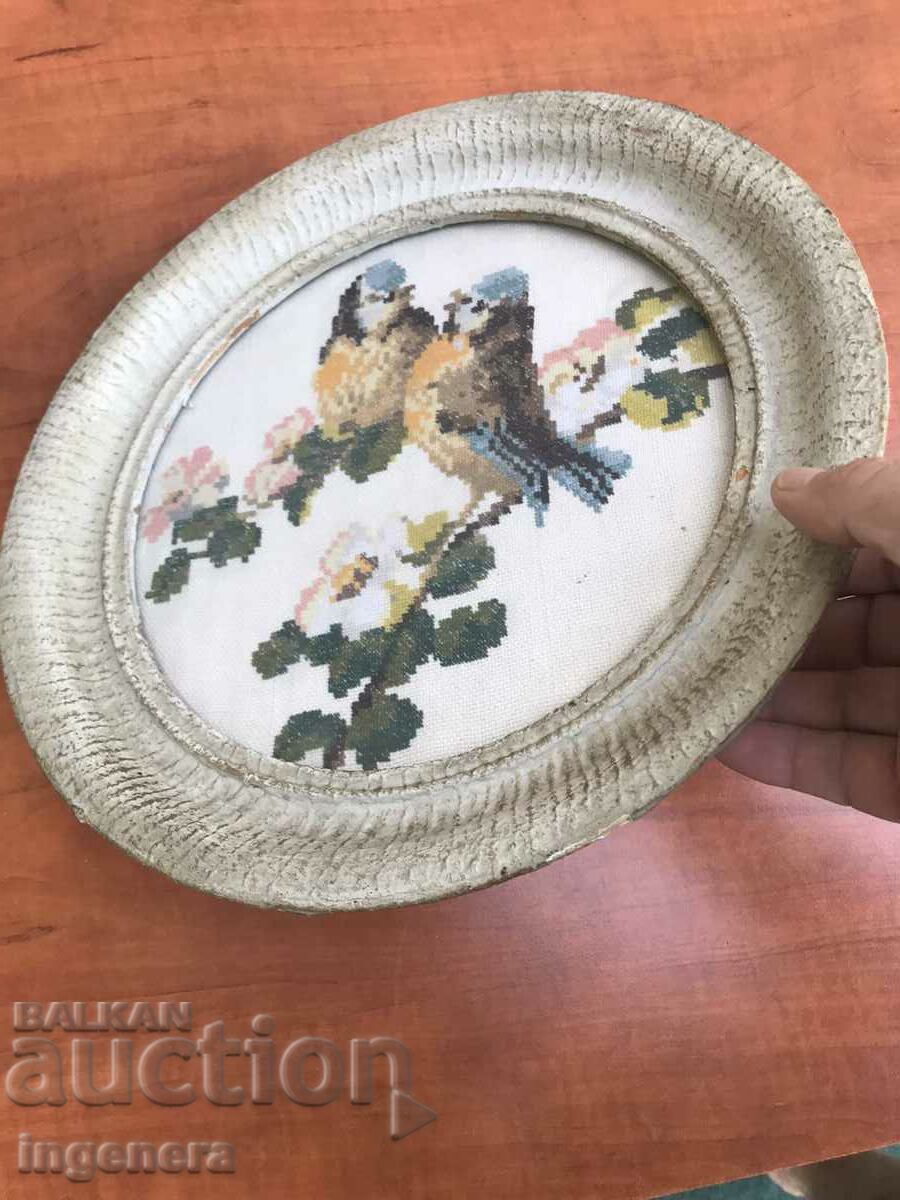 Delivery of EARLY SOCIETY TAPESTRY SEWED PANEL WOOD FRAME Delivery of EARLY SOCIETY TAPESTRY SEWED PANEL WOOD FRAME