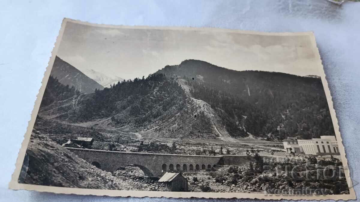 S. Rila Small Church Η γέφυρα πάνω από τον ποταμό Levi Iskar κοντά στον σταθμό παραγωγής ενέργειας