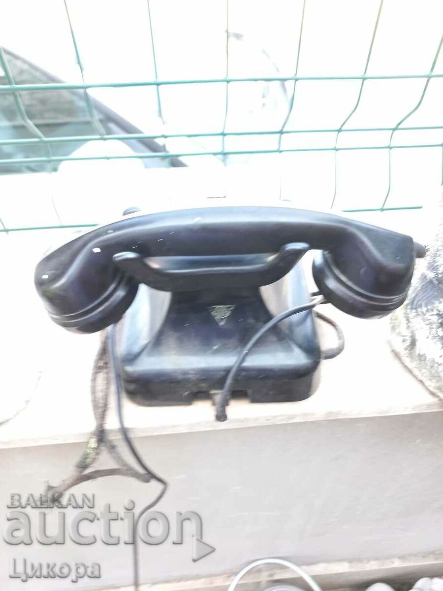 Delivery of OLD BAKELITE PHONE Delivery of OLD BAKELITE PHONE