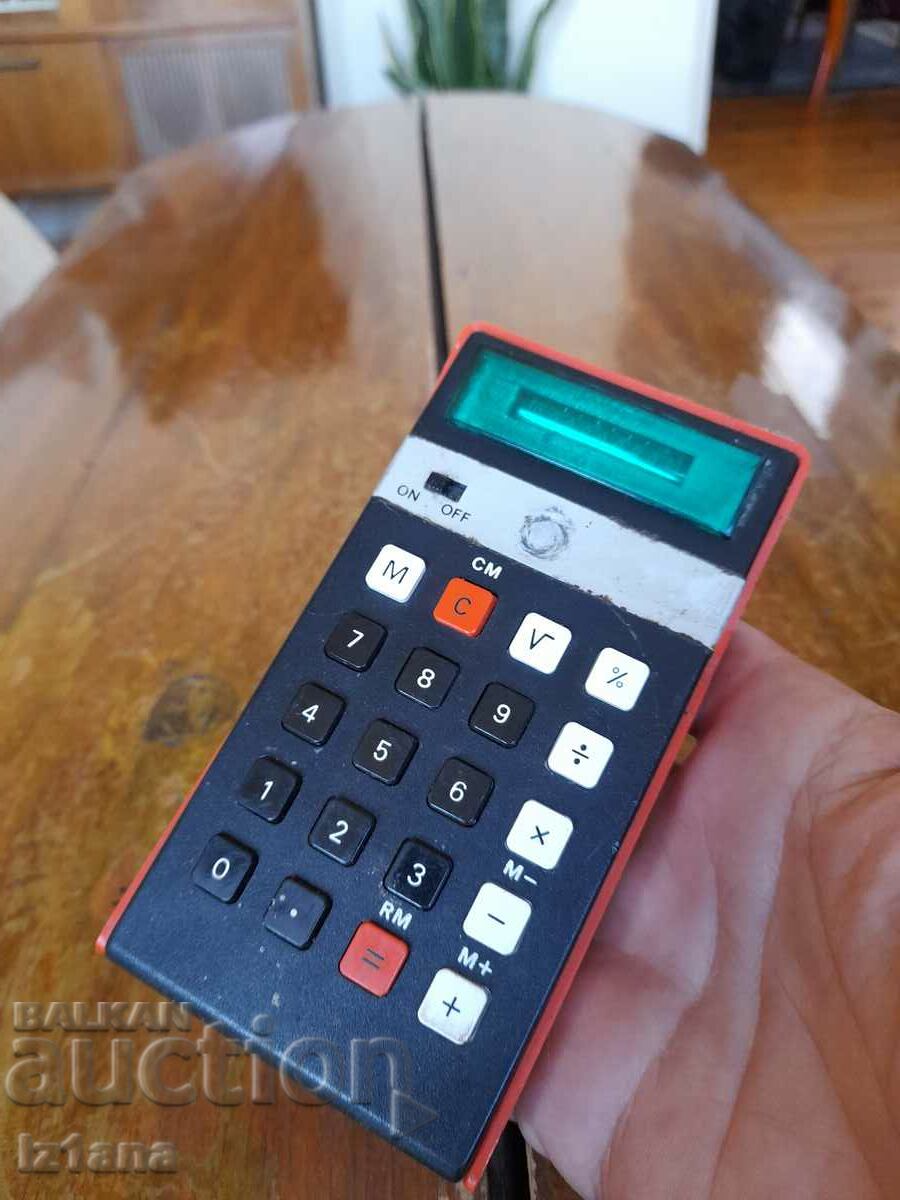 Old Elka 105 calculator with price 32.00 BGN | € 16.36 Old Elka 105 calculator with price 32.00 BGN | € 16.36