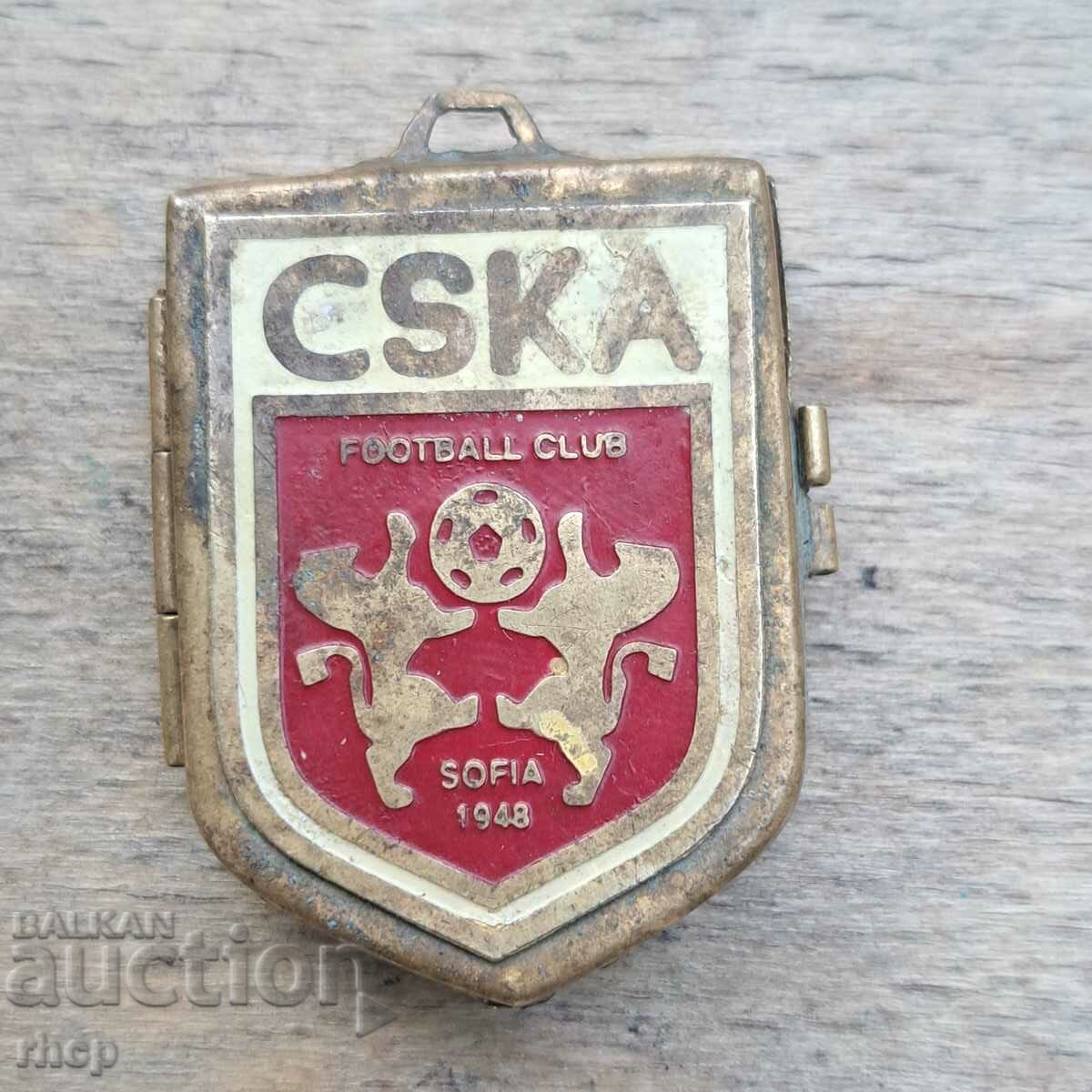 CSKA Sofia football club sign amulet reliquary musk