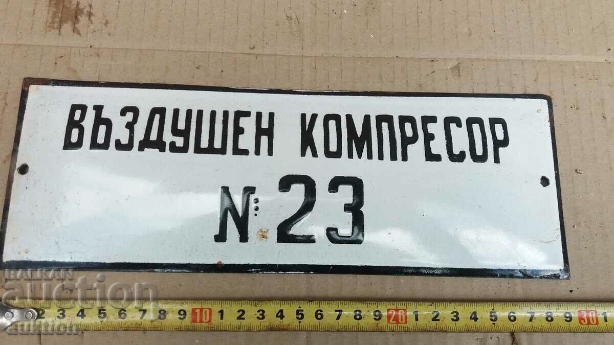 Delivery of MASSIVE SOC. ENAMEL PLATE Delivery of MASSIVE SOC. ENAMEL PLATE