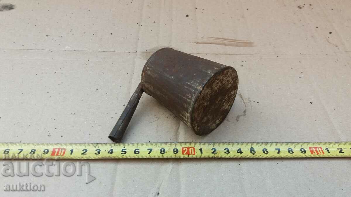 Livrarea AMBALAT DE PERETE VECHI Livrarea AMBALAT DE PERETE VECHI