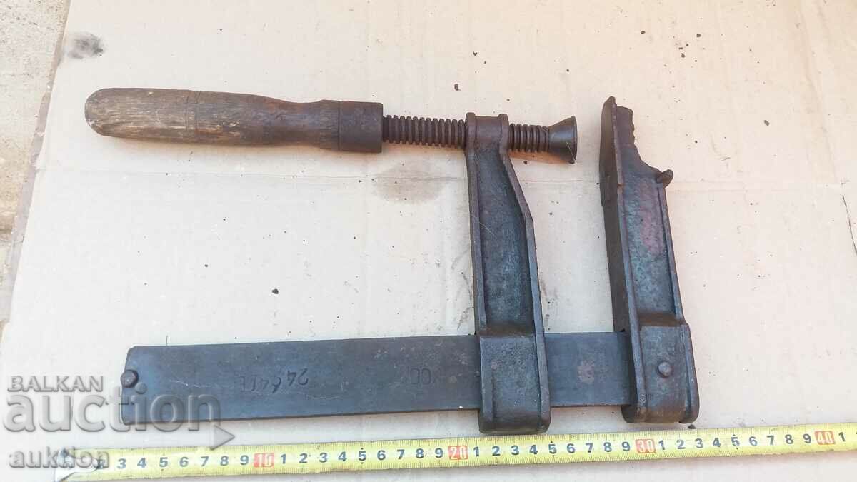 OLD BRACKET MARKED SOLID with price 13.99 BGN | € 7.15