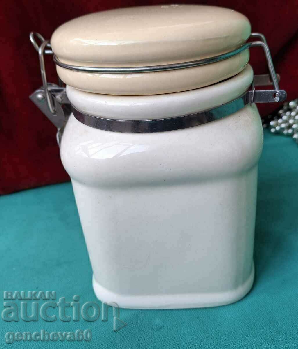 ΑΡΤ Βάζο για μπαχαρικά, συλλεκτικό, με σήμανση με τιμή 21.00 BGN | € 10.74 ΑΡΤ Βάζο για μπαχαρικά, συλλεκτικό, με σήμανση με τιμή 21.00 BGN | € 10.74