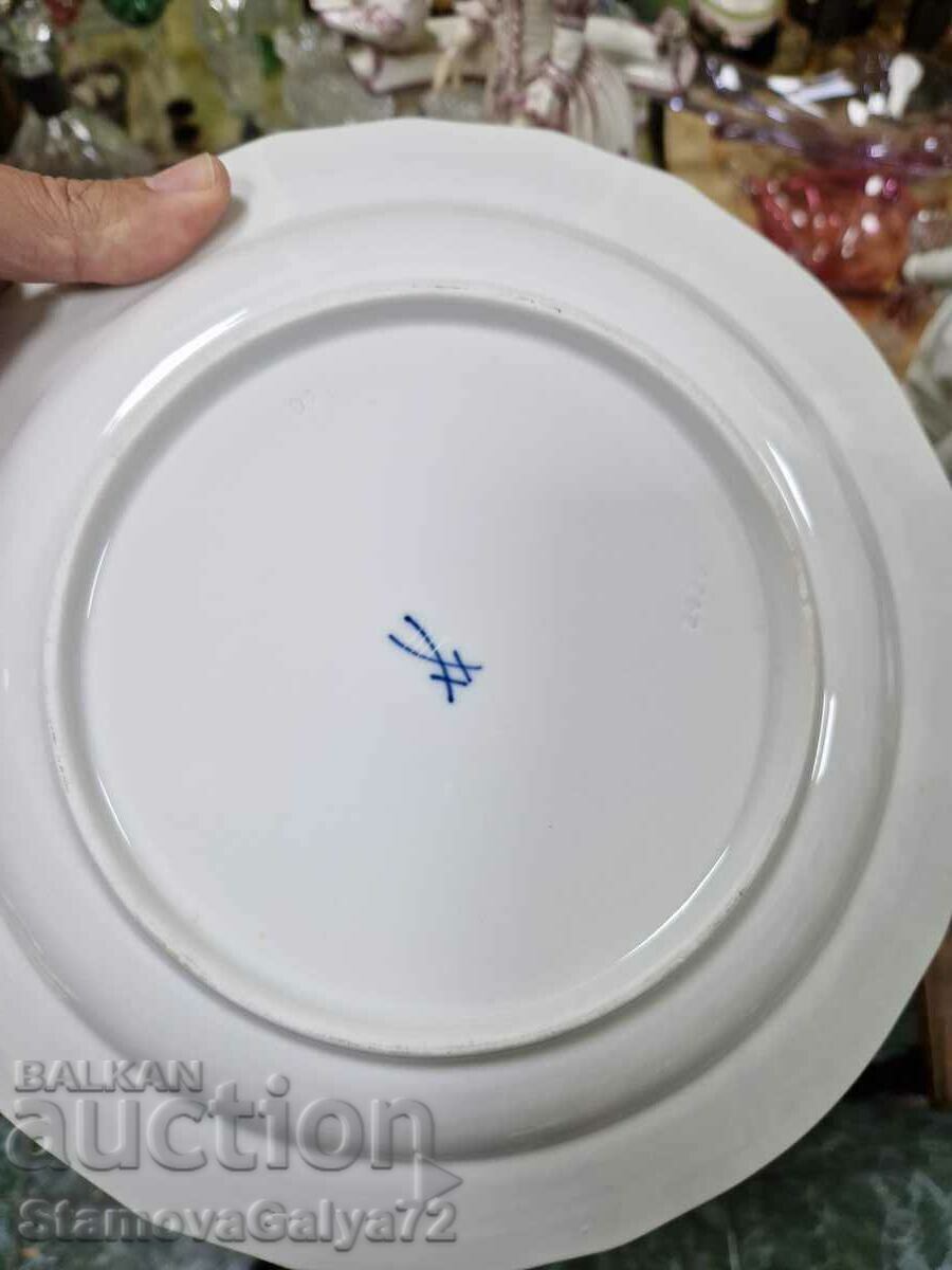 A rare large antique Meissen porcelain plate - 7 A rare large antique Meissen porcelain plate - 7
