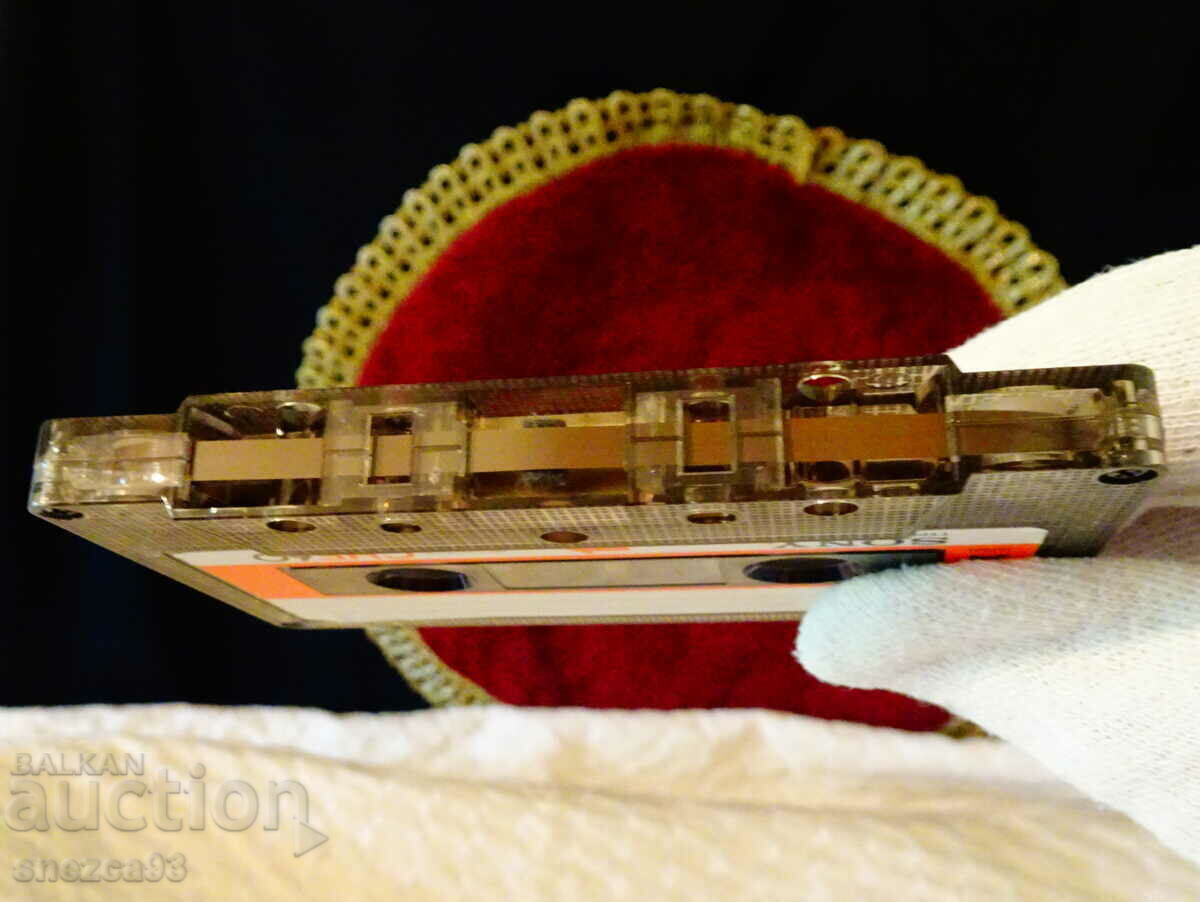 Delivery of Sony CHF 60 audiocassette with Europe