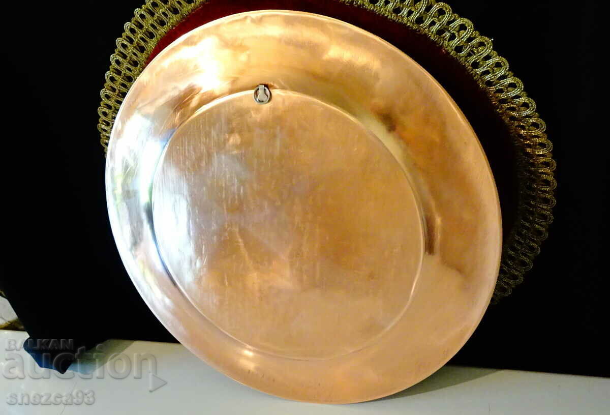 Massive copper tray, plate, panel. with price 36.00 BGN | € 18.41 Massive copper tray, plate, panel. with price 36.00 BGN | € 18.41