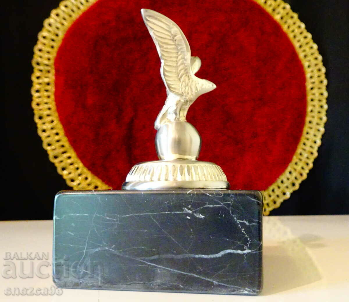 Statuette Eagle made of pewter with marble, label. with price 49.00 BGN | € 25.05