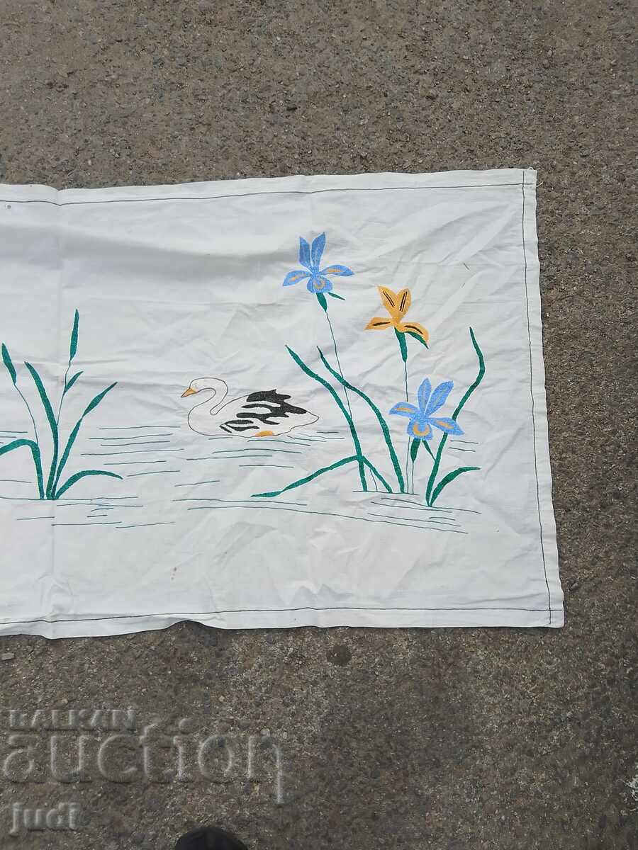 Auction Large tablecloth embroidery Auction Large tablecloth embroidery
