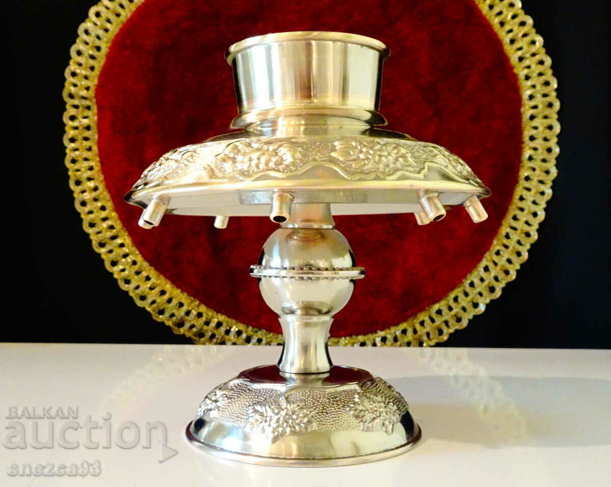 Silver-plated wine fountain, embossed vines, candlestick Silver-plated wine fountain, embossed vines, candlestick