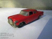 MATCHBOX BULGARIA MERCEDES 300SE